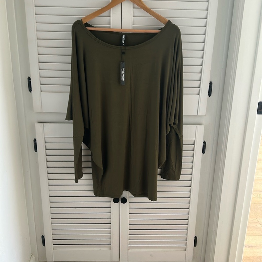 Lock & Love Olive Green Long Sleeve Top